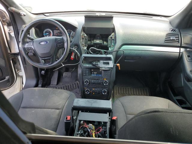 1FM5K8AR4JGA71623 - 2018 FORD EXPLORER POLICE INTERCEPTOR 白色 照片 8