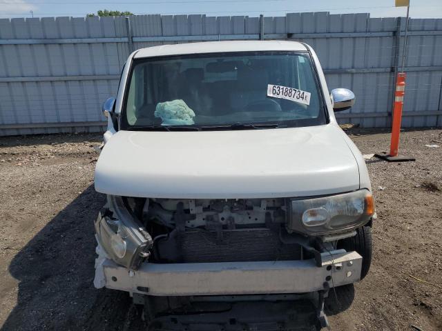 JN8AZ2KR9DT302249 - 2013 NISSAN CUBE S WHITE photo 5