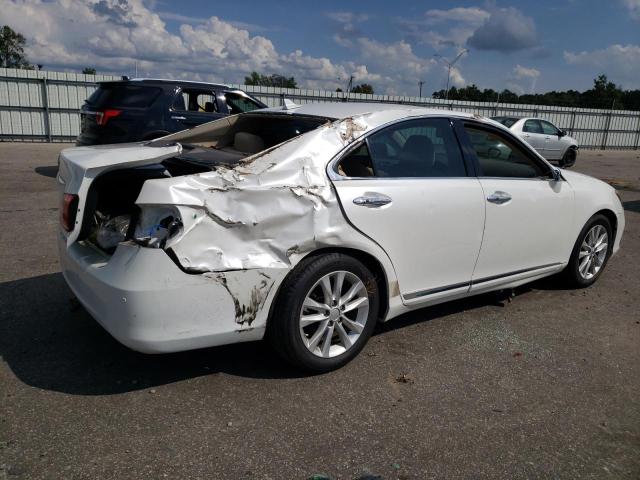 JTHBK1EG4B2442929 - 2011 LEXUS ES 350 WHITE photo 3