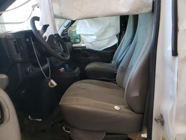 1GTUGADX7A1182320 - 2010 GMC SAVANA G1500 WHITE photo 11