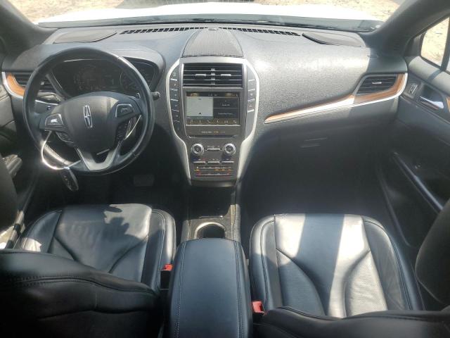 5LMCJ2C91JUL30331 - 2018 LINCOLN MKC SELECT 白色 照片 8