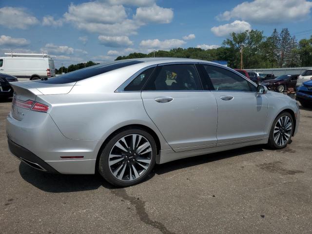 3LN6L5F94JR607696 - 2018 LINCOLN MKZ RESERVE 银色 照片 3