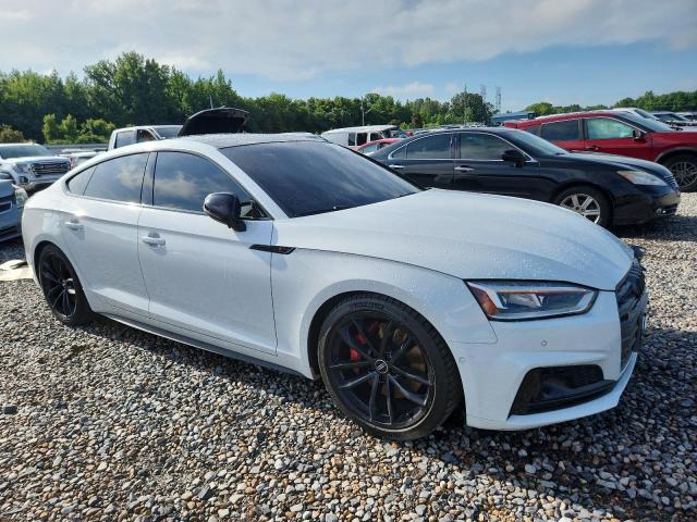 WAUC4CF5XKA005710 - 2019 AUDI S5 PRESTIGE WHITE photo 4