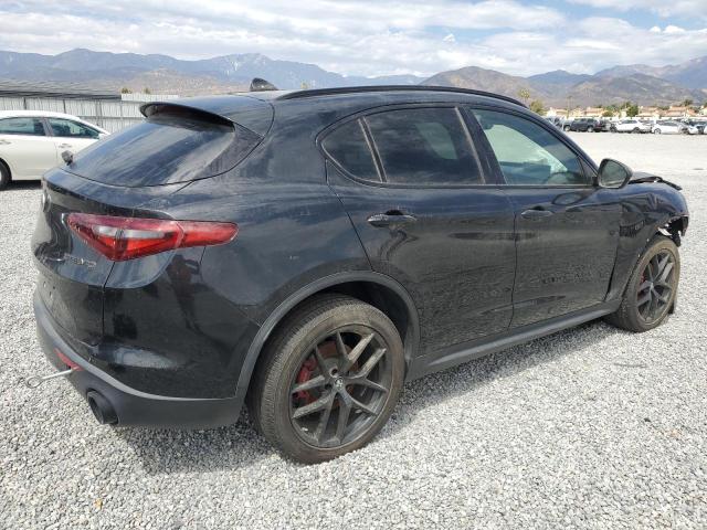 ZASPAJAN2K7C70814 - 2019 ALFA ROMEO STELVIO BLACK photo 3