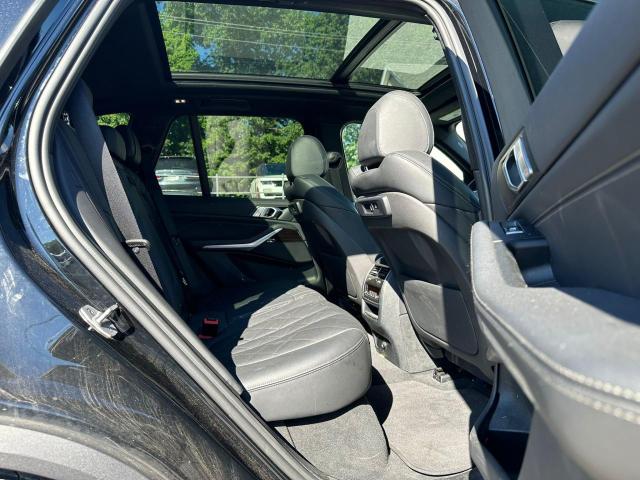5UXTA6C03P9P04920 - 2023 BMW X5 XDRIVE45E Czarny zdjęcie 7