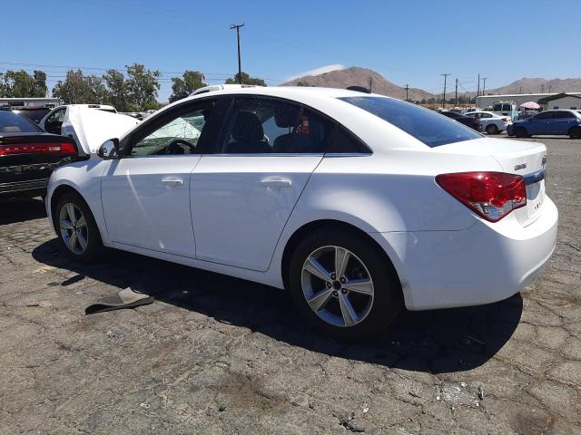 1G1PE5SB4F7258896 - 2015 CHEVROLET CRUZE LT WHITE photo 2