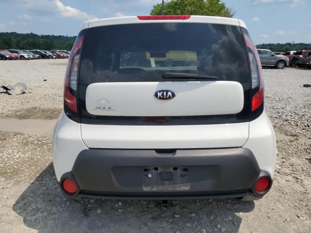 KNDJN2A22F7227563 - 2015 KIA SOUL WHITE photo 6