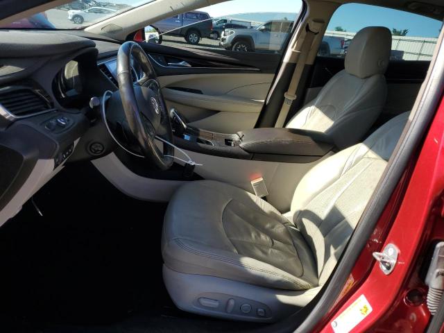 1G4ZR5SS6JU110792 - 2018 BUICK LACROSSE PREMIUM Rot Foto 13