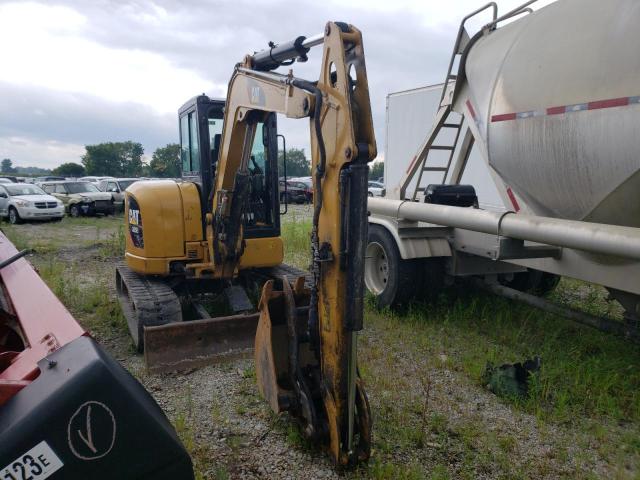 63196883 - 2017 CATE BACKHOE YELLOW photo 1