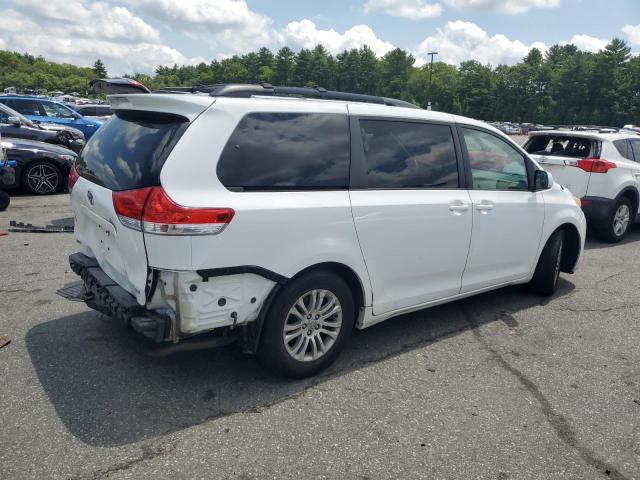 5TDYK3DC9BS012876 - 2011 TOYOTA SIENNA XLE 白色 照片 3
