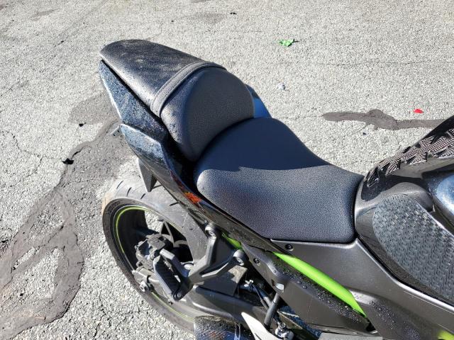 ML5EREL16NDA49942 - 2022 KAWASAKI ER650 L BLACK photo 6