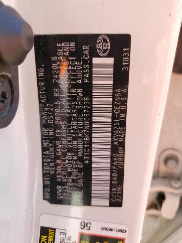 4T1C11BK7NU067236 - 2022 TOYOTA CAMRY LE WHITE photo 13