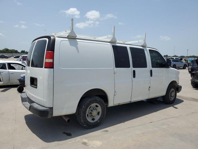 1GCGG25V771253623 - 2007 CHEVROLET EXPRESS G2 WHITE photo 3