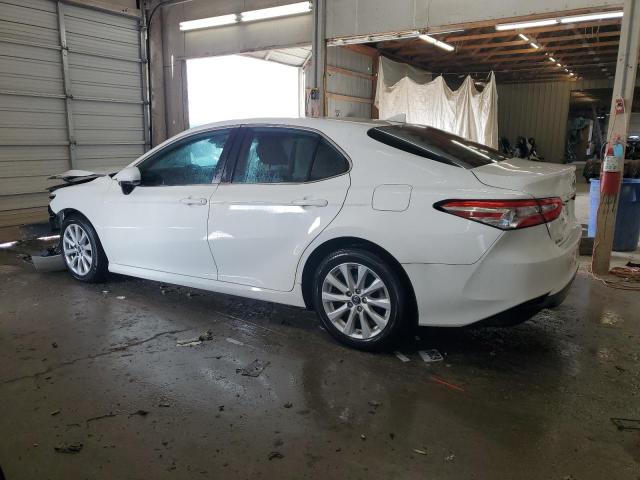 4T1B11HKXKU812947 - 2019 TOYOTA CAMRY L WHITE photo 2