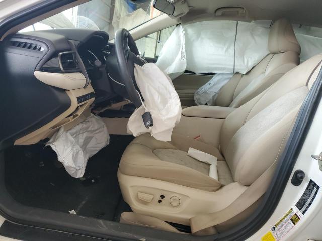 4T1B11HKXKU812947 - 2019 TOYOTA CAMRY L WHITE photo 7