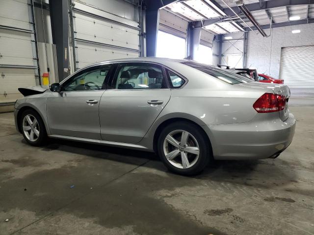 1VWBP7A32DC124598 - 2013 VOLKSWAGEN PASSAT SE 银色 照片 2