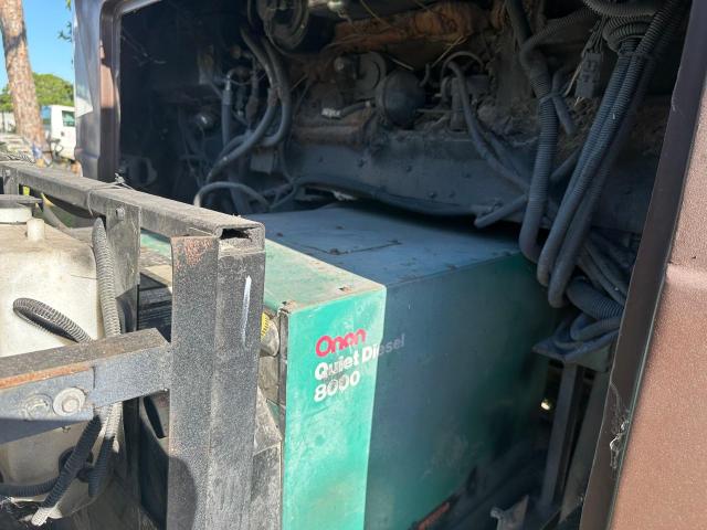 1RF43464X62037931 - 2006 ROADMASTER RAIL MONOCOQUE Gris photo 7