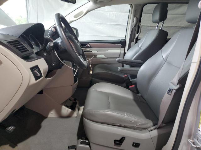 2V4RW3DG8BR621855 - 2011 VOLKSWAGEN ROUTAN SE SILVER photo 7