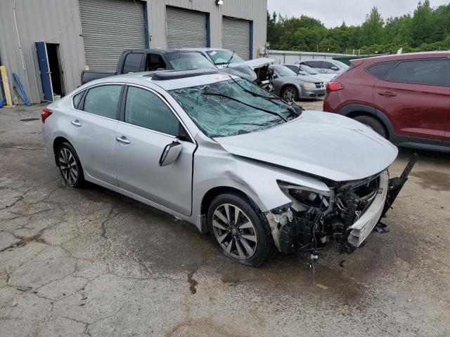 1N4AL3AP3HC115832 - 2017 NISSAN ALTIMA 2.5 SILVER photo 4