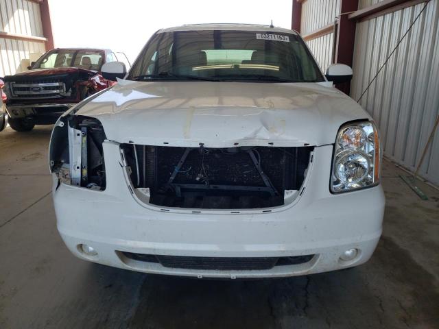 1GKS2CE05BR112938 - 2011 GMC YUKON SLT WHITE photo 5