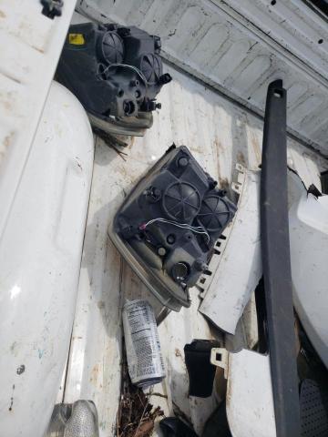 1C6RR6TT0KS704722 - 2019 RAM 1500 CLASS SLT Սպիտակ լուսանկար 12