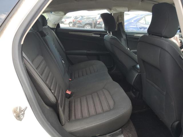3FA6P0HD2HR361809 - 2017 FORD FUSION SE თეთრი ფოტო 10