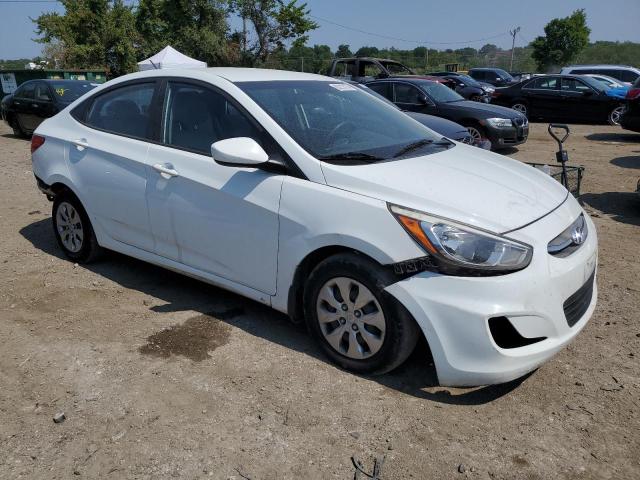 KMHCT4AE8GU084475 - 2016 HYUNDAI ACCENT SE WHITE photo 4