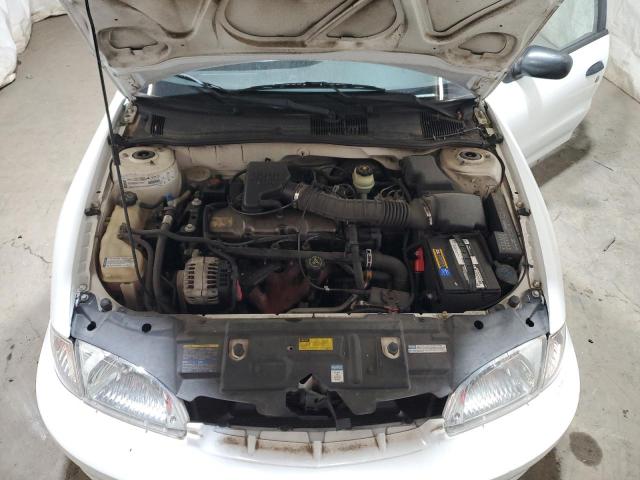 1G1JC524117389404 - 2001 CHEVROLET CAVALIER BASE WHITE photo 11