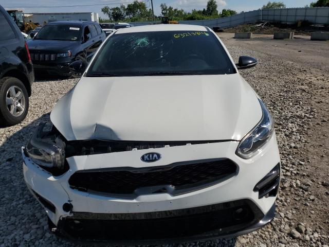 3KPF34AD1LE258095 - 2020 KIA FORTE GT LINE WHITE photo 5