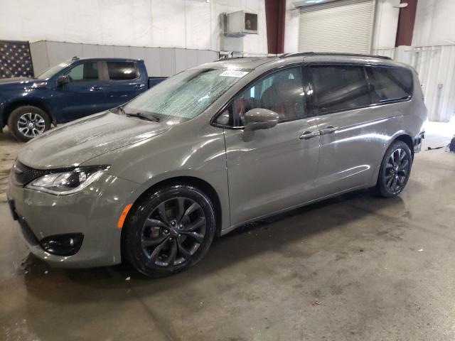 2020 CHRYSLER PACIFICA LIMITED, 