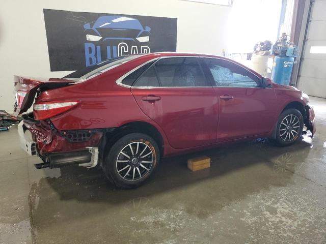 4T1BF1FK4HU800676 - 2017 TOYOTA CAMRY LE 红色 照片 3