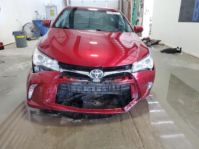 4T1BF1FK4HU800676 - 2017 TOYOTA CAMRY LE 红色 照片 5