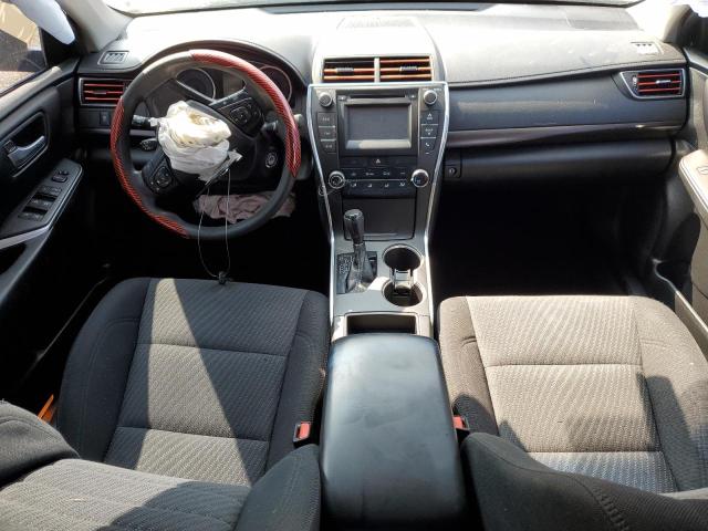 4T1BF1FK4HU800676 - 2017 TOYOTA CAMRY LE 红色 照片 8