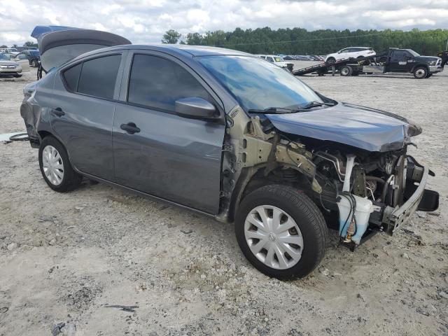 3N1CN7AP0JL809878 - 2018 NISSAN VERSA S GRAY photo 4