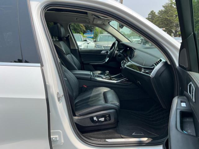 5UXCX4C55KLS38210 - 2019 BMW X7 XDRIVE50I WHITE photo 5