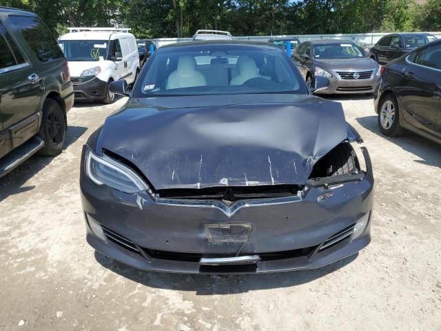 5YJSA1E28JF243466 - 2018 TESLA MODEL S GRAY photo 5