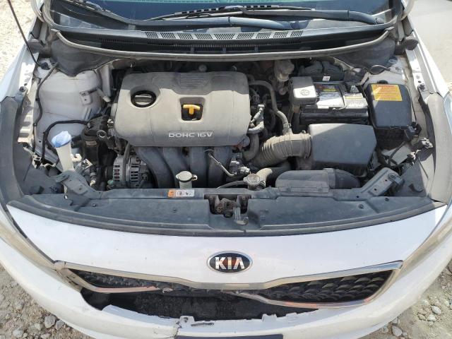 3KPFL4A76HE132378 - 2017 KIA FORTE LX WHITE photo 11