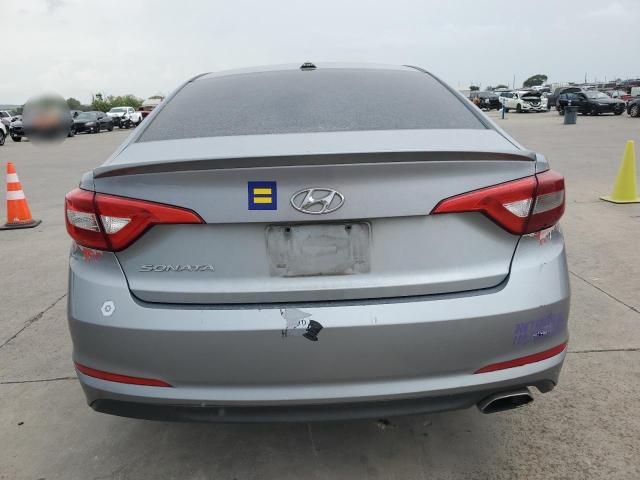 5NPE24AF1FH126874 - 2015 HYUNDAI SONATA SE SILVER photo 6