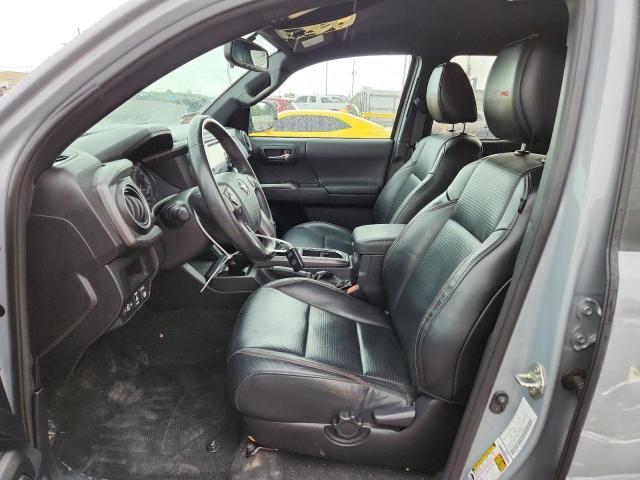 5TFCZ5AN4HX116105 - 2017 TOYOTA TACOMA DOUBLE CAB GRAY photo 7