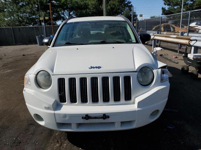 1J8FT47038D628632 - 2008 JEEP COMPASS SPORT WHITE photo 5