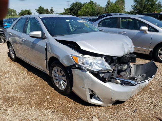 4T4BF1FKXER443800 - 2014 TOYOTA CAMRY L SILVER photo 4