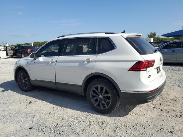 3VV3B7AX1NM039276 - 2022 VOLKSWAGEN TIGUAN SE WHITE photo 2