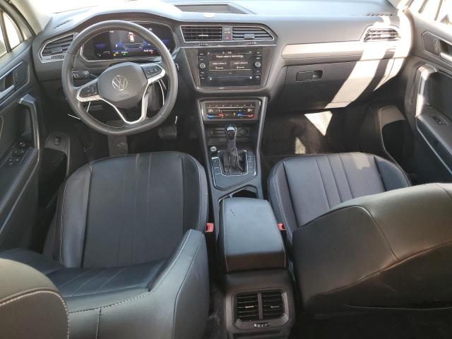 3VV3B7AX1NM039276 - 2022 VOLKSWAGEN TIGUAN SE WHITE photo 8