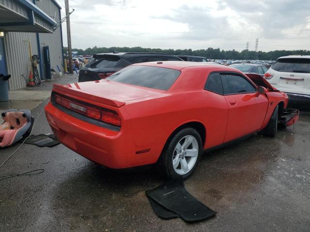 2C3CDYAG3EH188676 - 2014 DODGE CHALLENGER SXT RED photo 3