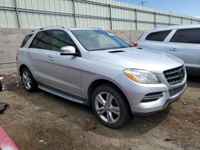 4JGDA5HB1FA479349 - 2015 MERCEDES-BENZ ML 350 4MATIC SILVER photo 4