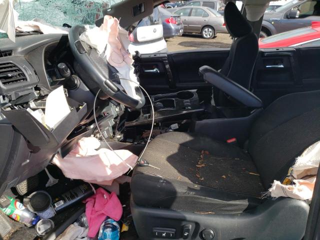 JTEBU5JR2G5372018 - 2016 TOYOTA 4RUNNER SR5/SR5 PREMIUM 银色 照片 7