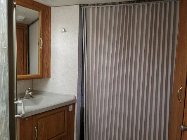 5HRSS40317C016464 - 2007 WKED CAMPER WHITE photo 8