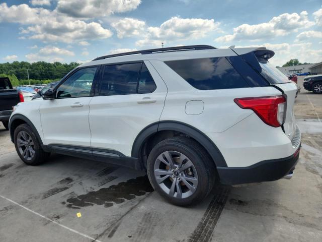 1FMSK8DH2NGC29064 - 2022 FORD EXPLORER XLT WHITE photo 2