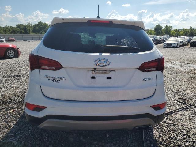 5NMZT3LB2JH073515 - 2018 HYUNDAI SANTA FE S WHITE photo 6