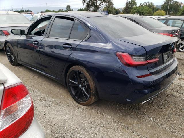WBA5U7C0XNFM01247 - 2022 BMW M340I BLUE photo 2
